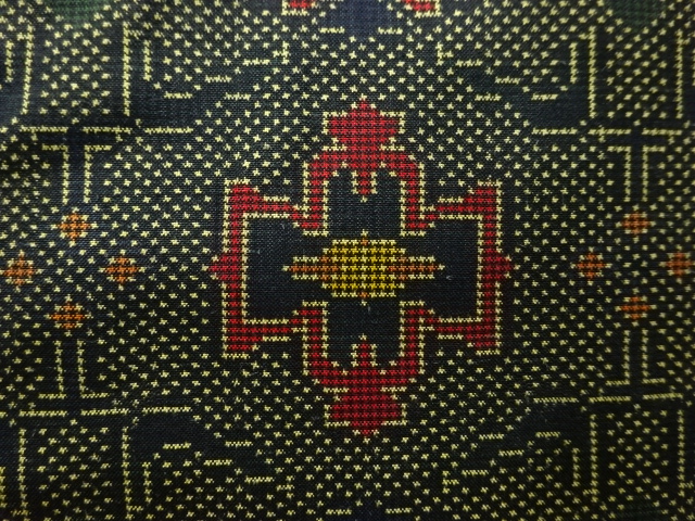 JAPANESE KIMONO / ANTIQUE KIMONO / SILK / DORO OSHIMA TSUMUGI / WOVEN GEOMETRIC PATTERN